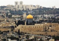 The need for synagogues to be build at temle mount in Jerusalem